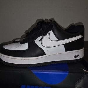 Nike Air Force 1 Panda Size 11m No Box